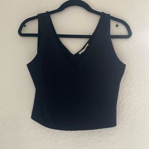 Black crop deep v tank top